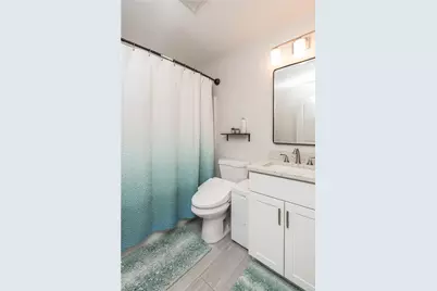 100 East View Avenue, Cranston, RI 02920 - Photo 33