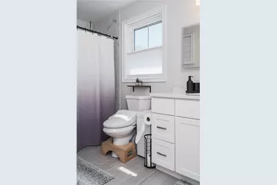 100 East View Avenue, Cranston, RI 02920 - Photo 35