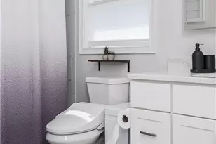 100 E View Ave, Cranston, RI 02920 - Photo 35