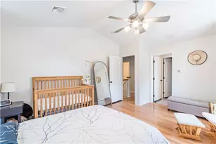 100 E View Ave, Cranston, RI 02920 - Photo 21