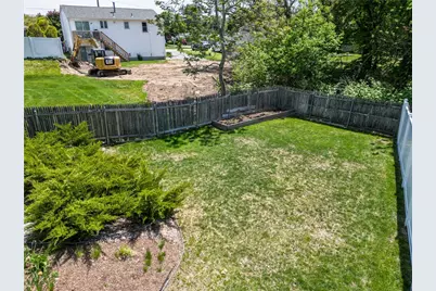 100 East View Avenue, Cranston, RI 02920 - Photo 49