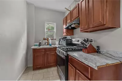 104 Alverson Avenue, Providence, RI 02909 - Photo 27