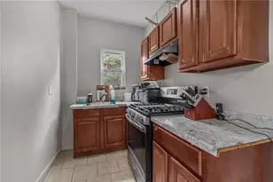 104 Alverson Ave, Providence, RI 02909 - Photo 27