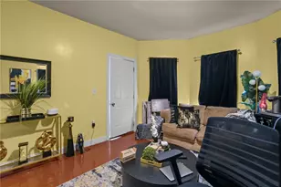 104 Alverson Ave, Providence, RI 02909 - Photo 13