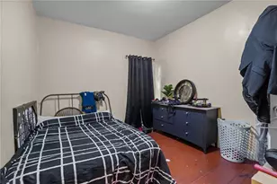 104 Alverson Ave, Providence, RI 02909 - Photo 9