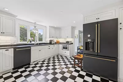 229 Shore Road, Westerly, RI 02891 - Photo 17