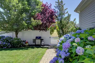 34 Wimbledon Cir, Portsmouth, RI 02871 - Photo 45