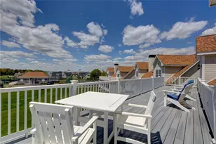 34 Wimbledon Cir, Portsmouth, RI 02871 - Photo 21