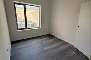536 Smith St, Providence, RI 02908 - Photo 3