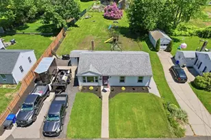 25 Dounetos St, West Warwick, RI 02893 - Photo 3