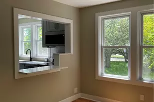 439 Broadway St, Newport, RI 02840 - Photo 5