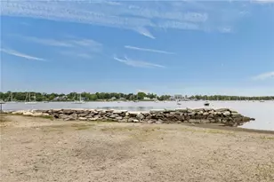 484 Thames St, Bristol, RI 02809 - Photo 29