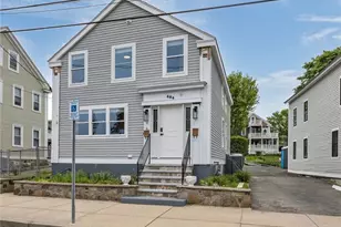 484 Thames St, Bristol, RI 02809 - Photo 1