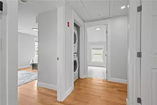 484 Thames St, Bristol, RI 02809 - Photo 23