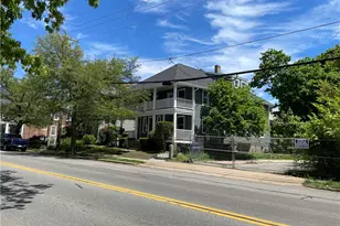 439 Broadway St, Newport, RI 02840 - Photo 1