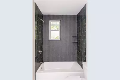 439 Broadway Street #D, Newport, RI 02840 - Photo 17