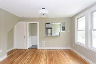 439 Broadway St, Newport, RI 02840 - Photo 11