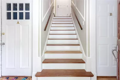 439 Broadway Street #D, Newport, RI 02840 - Photo 5