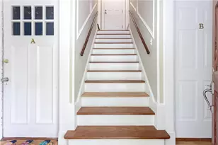 439 Broadway St, Newport, RI 02840 - Photo 5