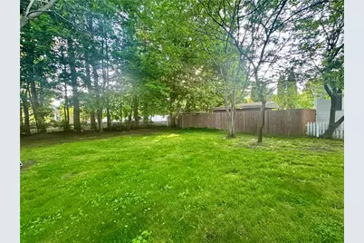 26 Pleasant Street, Lincoln, RI 02865 - Photo 5