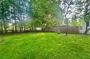 26 Pleasant St, Lincoln, RI 02865 - Photo 5