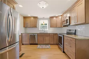 159 Garden City Dr, Cranston, RI 02920 - Photo 7