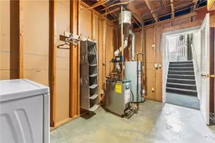 33 Cobb St, East Providence, RI 02914 - Photo 33