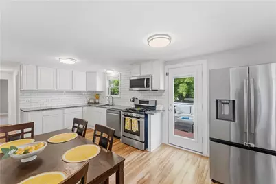 29 Dix Avenue, Johnston, RI 02919 - Photo 17