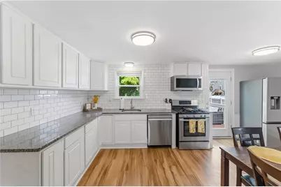29 Dix Avenue, Johnston, RI 02919 - Photo 15