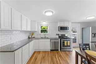 29 Dix Ave, Johnston, RI 02919 - Photo 15