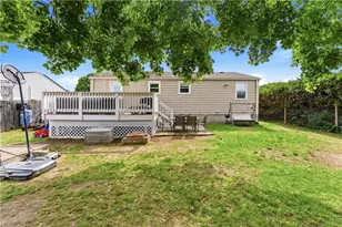 29 Dix Ave, Johnston, RI 02919 - Photo 9