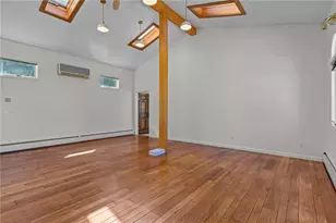 214 Rankin Ave, Providence, RI 02908 - Photo 33