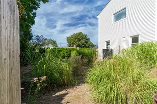 214 Rankin Ave, Providence, RI 02908 - Photo 47
