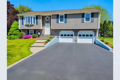 166 Mohawk Drive, Seekonk, MA 02771 - Photo 1