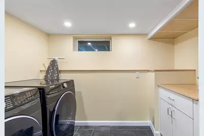 81 Mathewson Road, Barrington, RI 02806 - Photo 45
