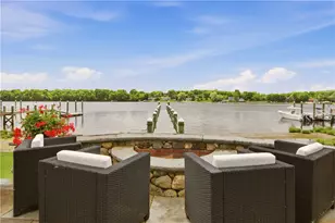 11 Opechee Dr, Barrington, RI 02806 - Photo 7