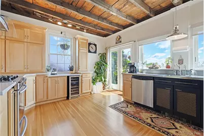 520 East Avenue, Pawtucket, RI 02860 - Photo 7