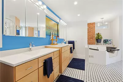 520 East Avenue, Pawtucket, RI 02860 - Photo 23