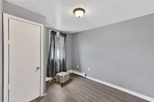 6 Dorr St, Providence, RI 02908 - Photo 9