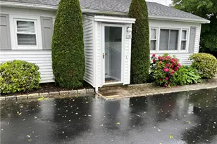 101 Briarwood Ave, Middletown, RI 02842 - Photo 13