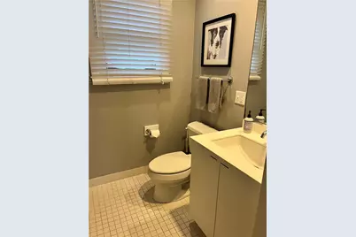 101 Briarwood Avenue #B, Middletown, RI 02842 - Photo 9