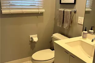 101 Briarwood Ave, Middletown, RI 02842 - Photo 9