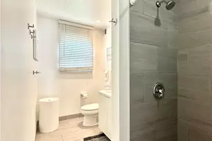 101 Briarwood Ave, Middletown, RI 02842 - Photo 13