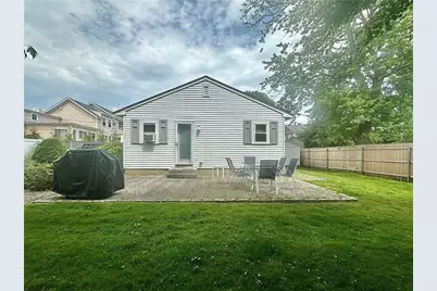 101 Briarwood Avenue #B, Middletown, RI 02842 - Photo 19