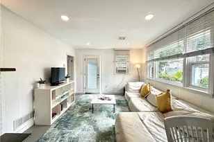 101 Briarwood Ave, Middletown, RI 02842 - Photo 5