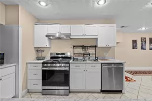 38 Steeple Ln, Lincoln, RI 02865 - Photo 27
