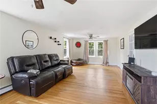 9 West St, North Providence, RI 02904 - Photo 17