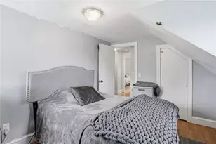 9 West St, North Providence, RI 02904 - Photo 27