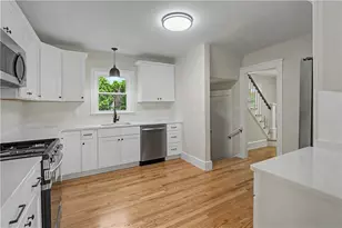 50 Longwood Ave, Providence, RI 02908 - Photo 13