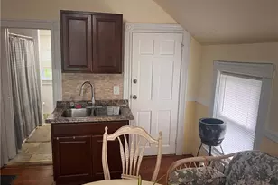 25 Earl St, Lincoln, RI 02865 - Photo 15